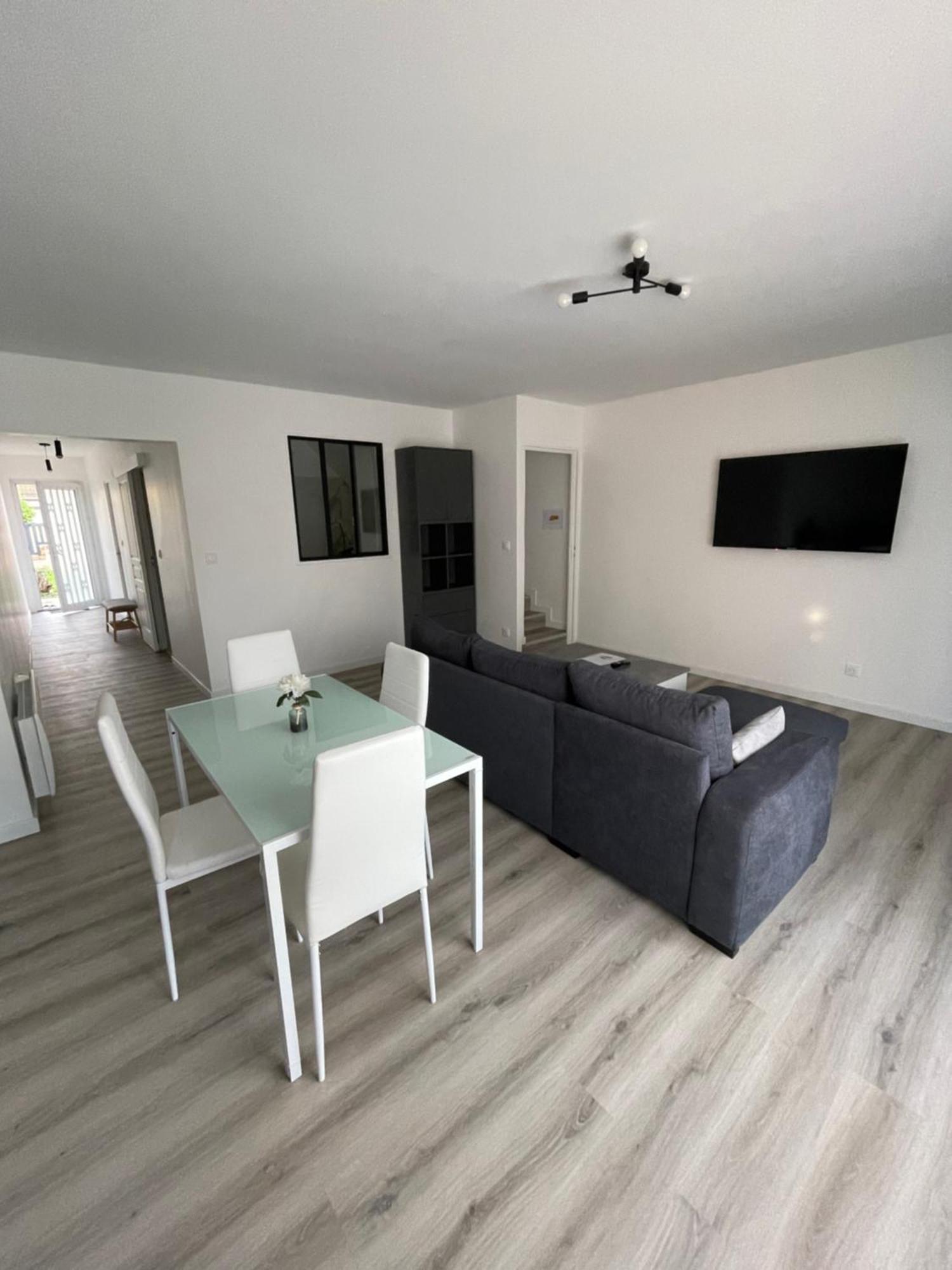 Maison Detente De 100 M2 Uniquement Couple-Famille-Travailleurs Villeparisis Extérieur photo